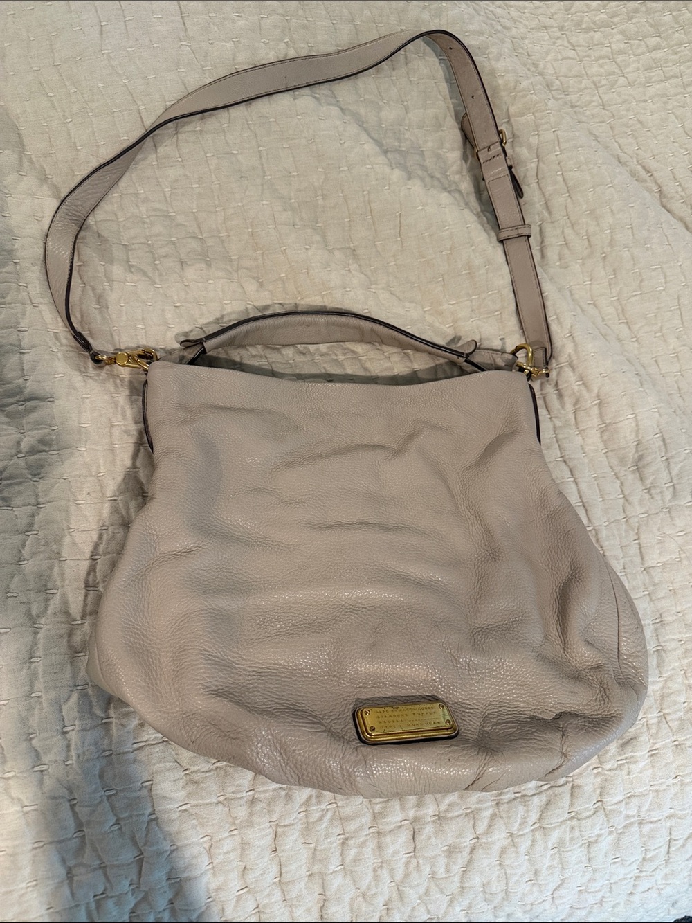 Marc by Marc Jacobs Pebbled Leather Shoulder Bag in Light Taupe
